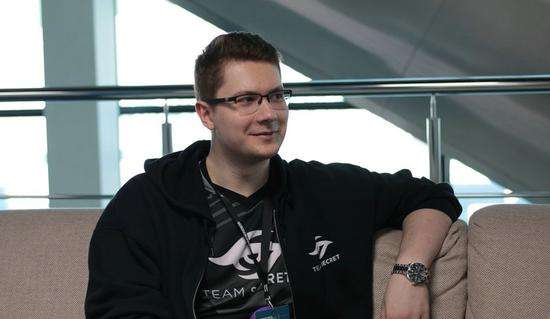 RSM精英赛麦克尼利与索伯琼恩森领先，窦泽成T20