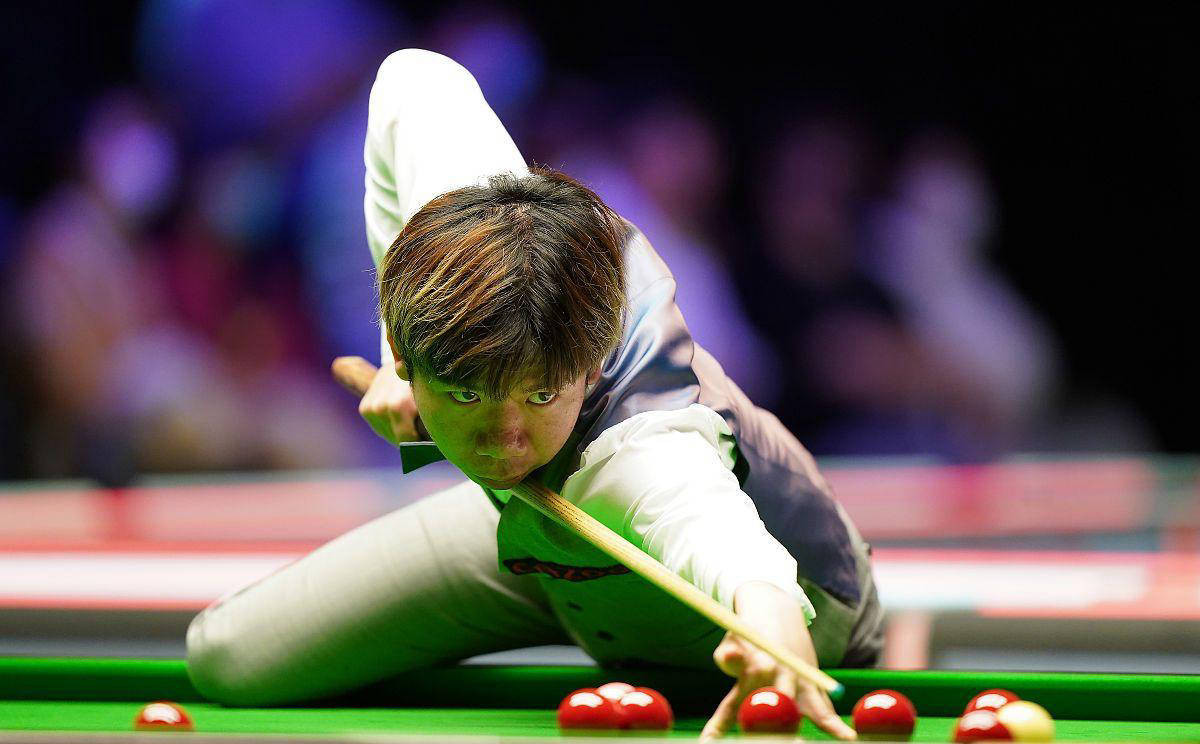 了他个人的 了他个人的