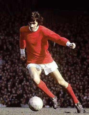 茵场上的灵 茵场上的灵